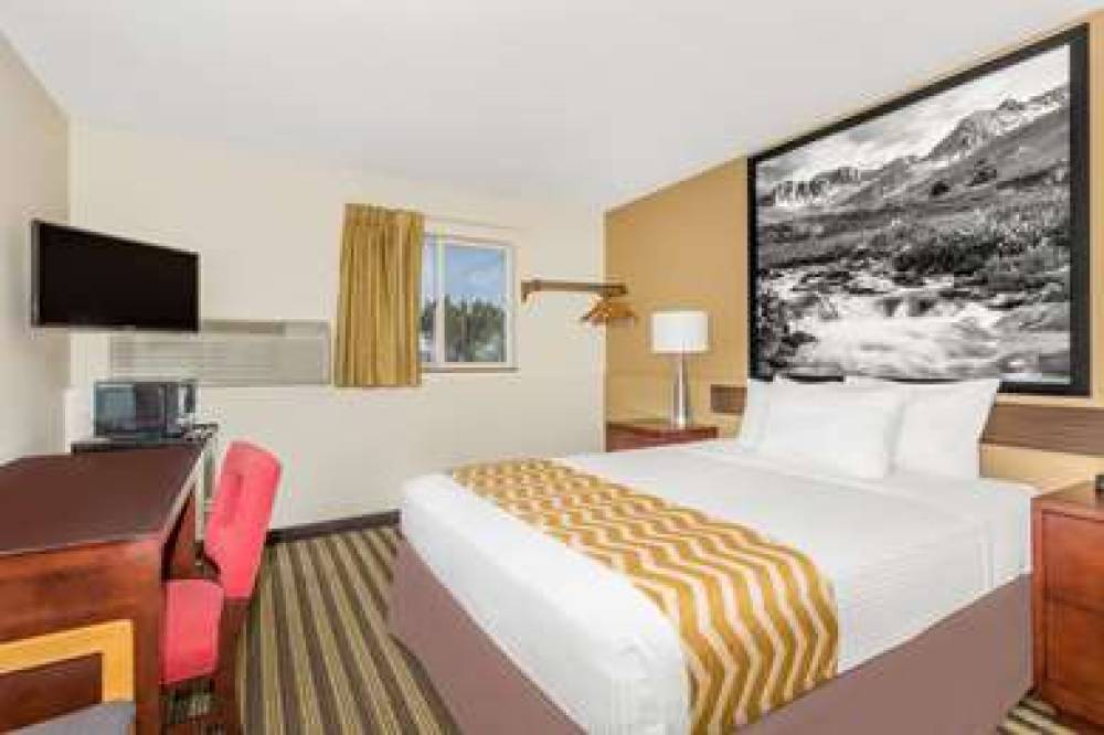 TRAVELODGE BY WYNDHAM LOVELAND/FORT 7