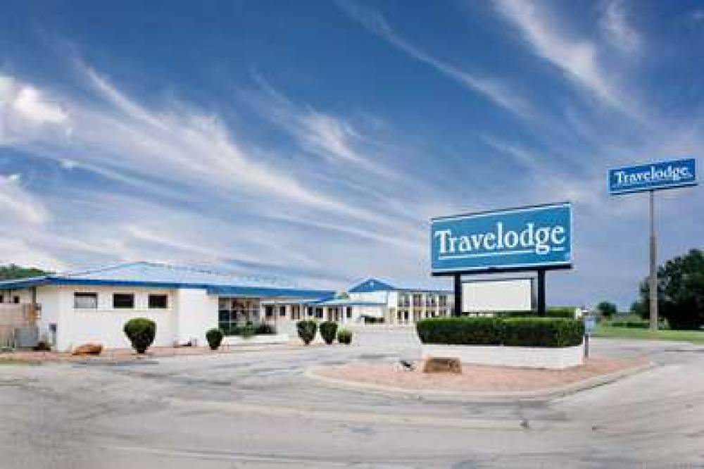 Travelodge By Wyndham Ozona 1