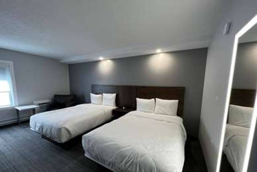 TRAVELODGE BY WYNDHAM REGINA 9