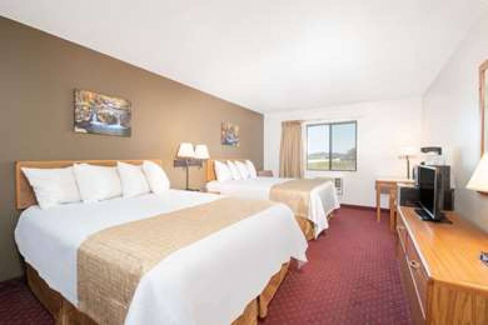 TRAVELODGE BY WYNDHAM SPEARFISH 6