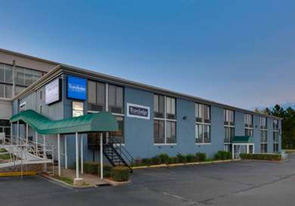 TRAVELODGE BY WYNDHAM TEXARKANA 3