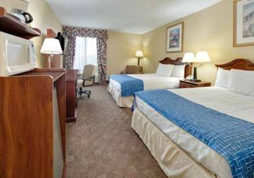 TRAVELODGE BY WYNDHAM TEXARKANA 10