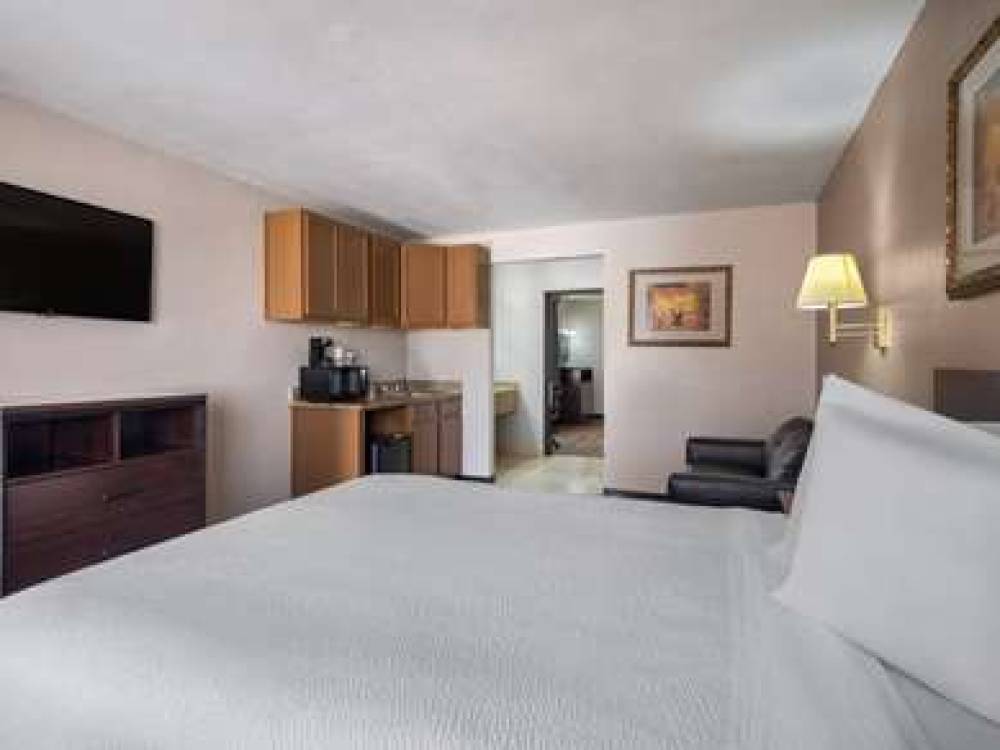 Travelodge By Wyndham Tucson AZ 7