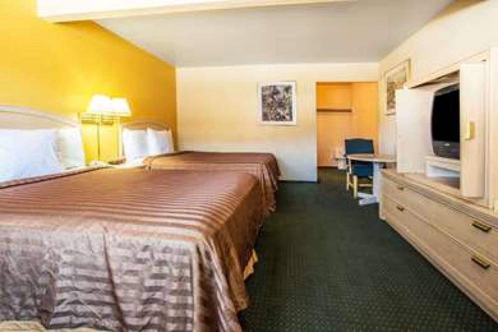 Travelodge By Wyndham, Turlock 4