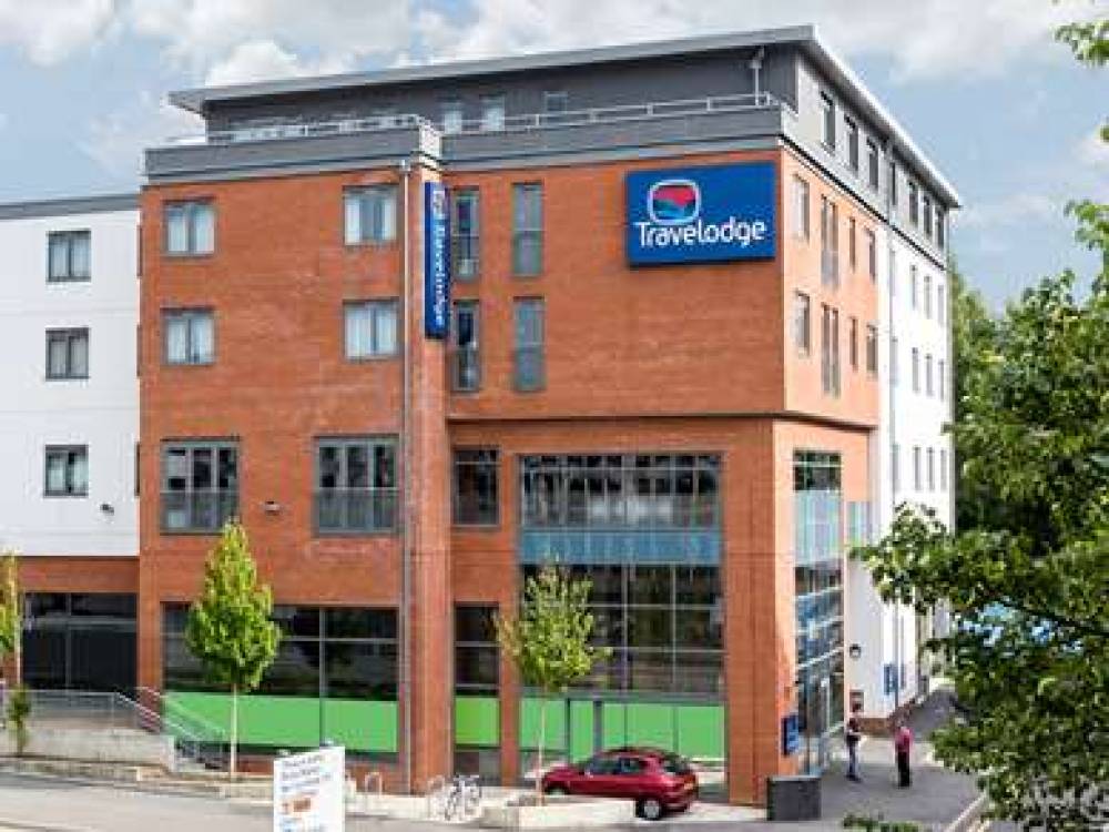 Travelodge Camberley Central