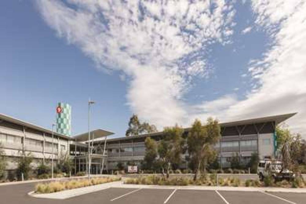 TRAVELODGE HOBART AIRPORT 4