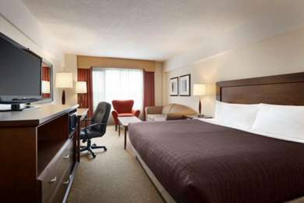 Travelodge Hotel By Wyndham Saskatoon 9