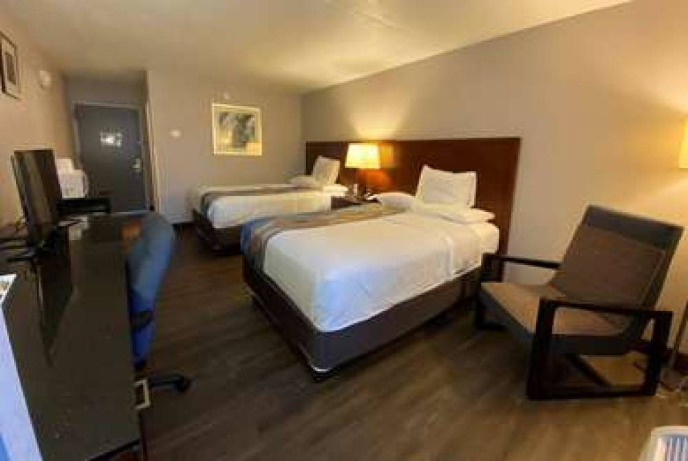 Travelodge Inn & Suites By Wyndham Albany 10