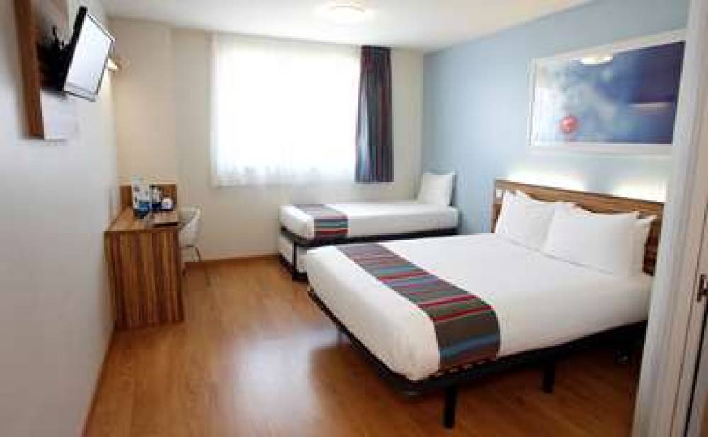 Travelodge Madrid Alcala 8