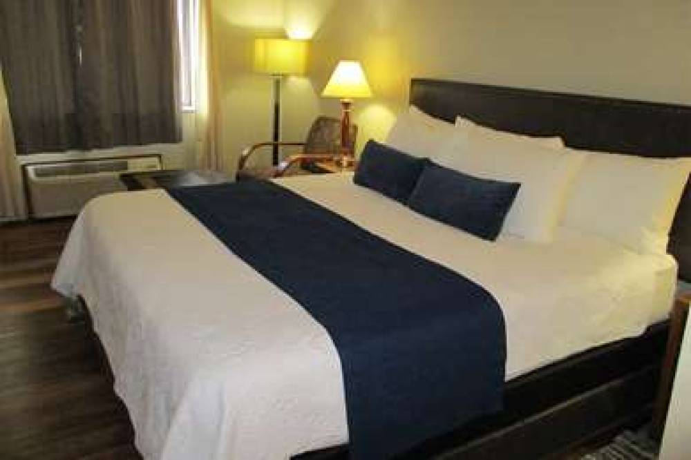 TRAVELODGE REDWOOD FALLS 4