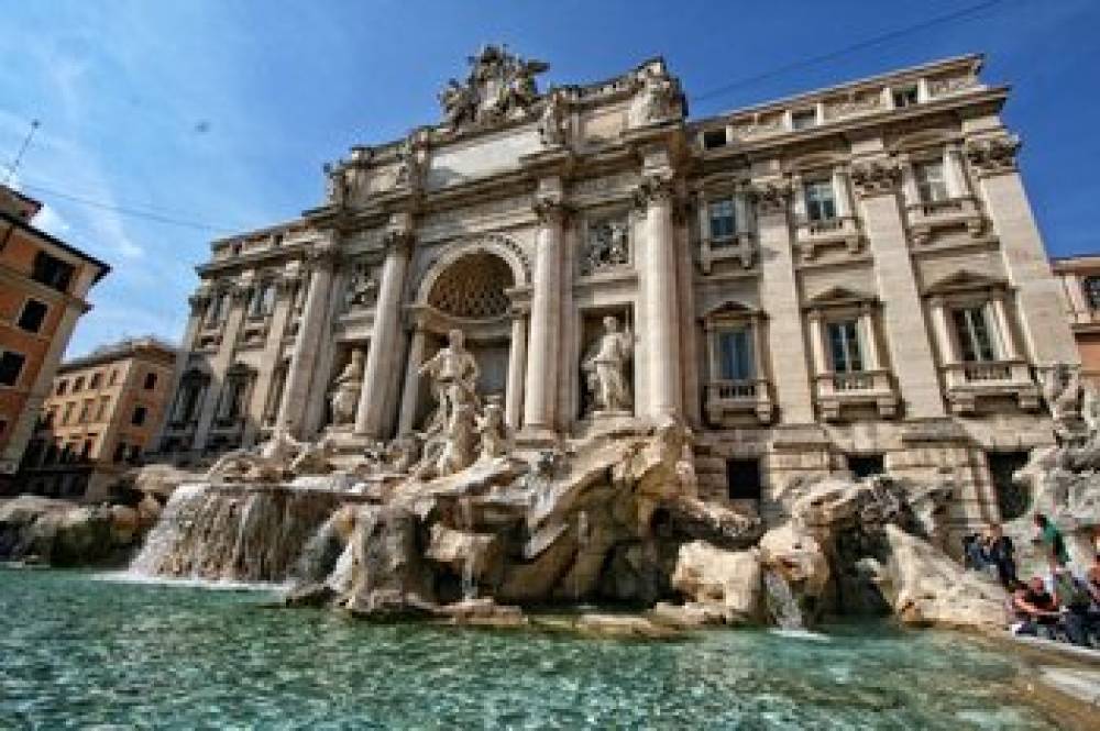 TREVI COLLECTION HOTEL 5