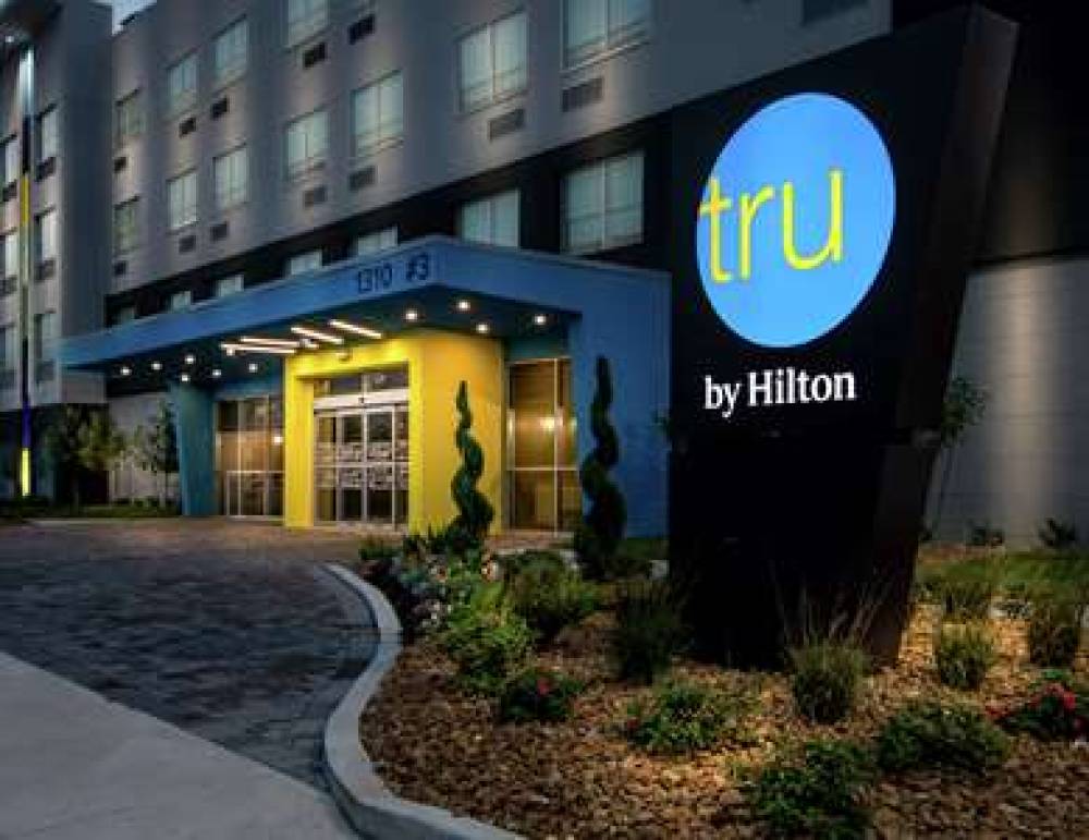 TRU BY HILTON LAFAYETTE 6