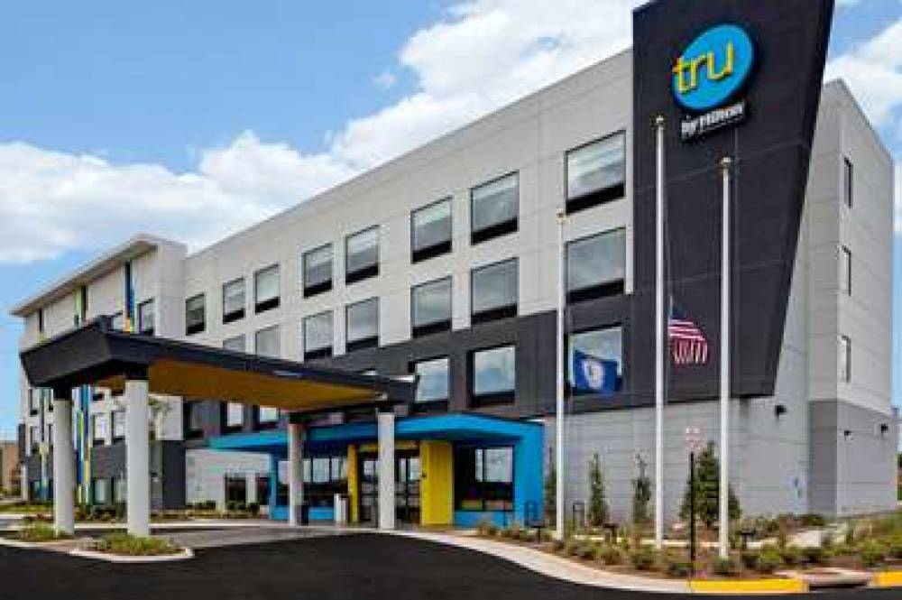 TRU BY HILTON MANASSAS 8