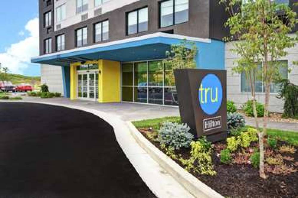 TRU BY HILTON PIGEON FORGE TN 1