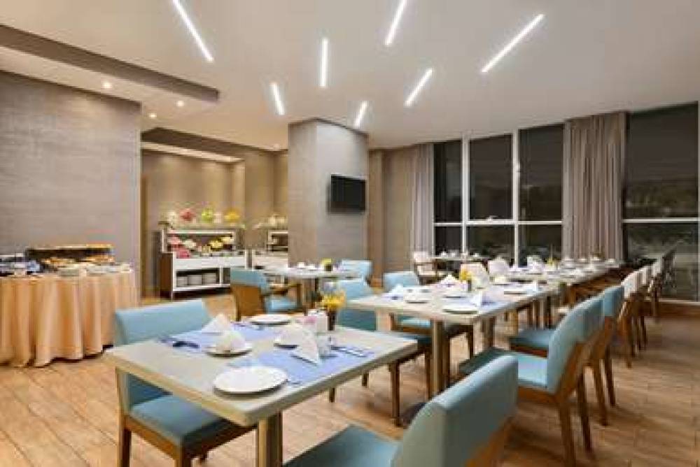 TRYP BY WYNDHAM ABU DHABI CITY CENT 7