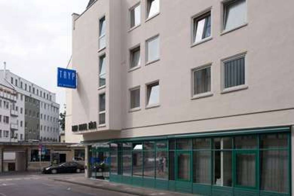 TRYP BY WYNDHAM KOELN CITY CENTRE 1