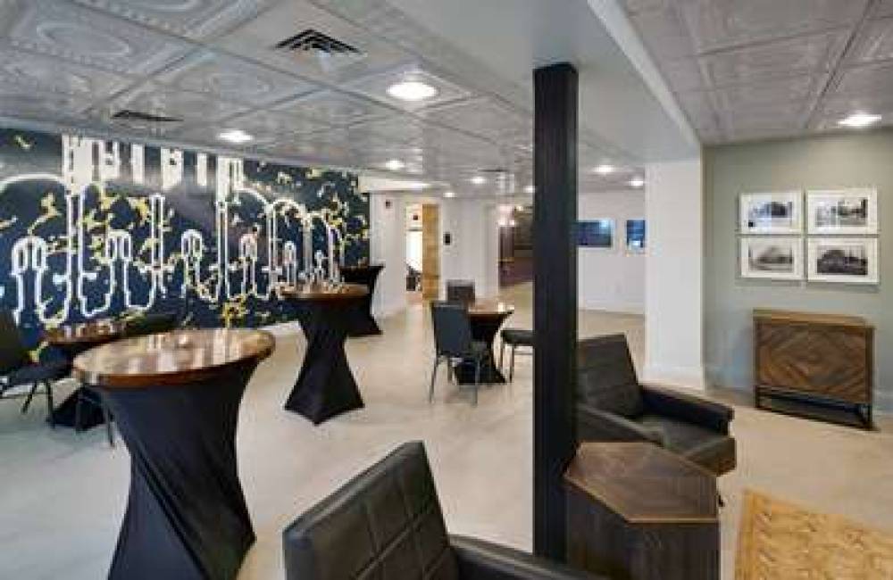 TRYP BY WYNDHAM PITTSBURGH/LAWRENCE 5