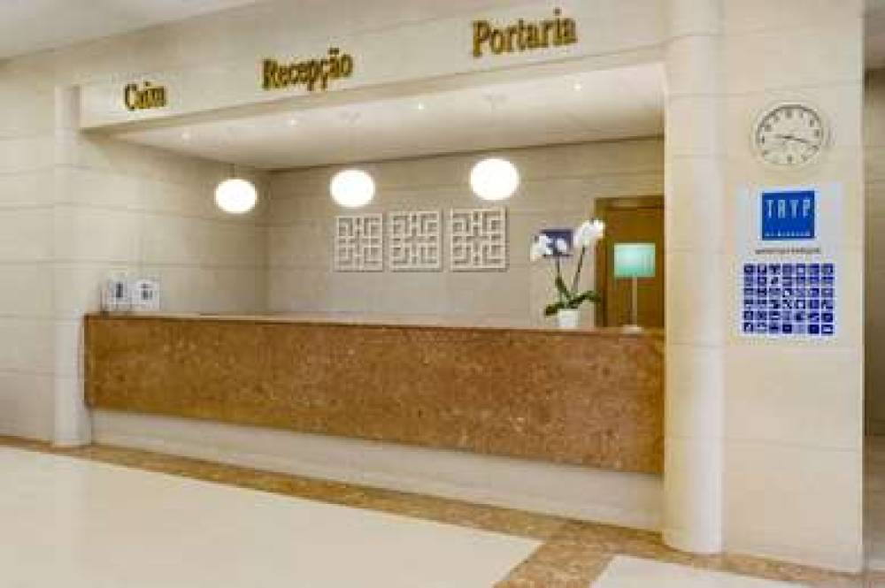 TRYP MONTIJO PARQUE HOTEL 9