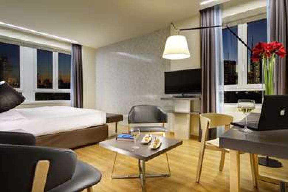 UNAHOTELS CENTURY MILANO 8