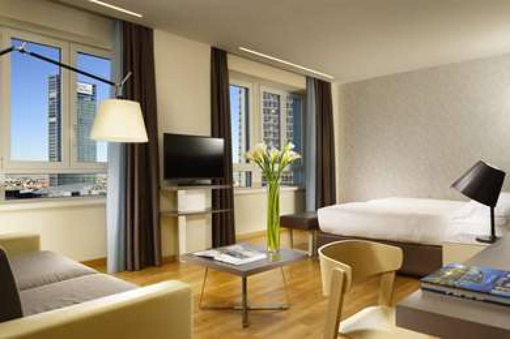 UNAHOTELS CENTURY MILANO 9