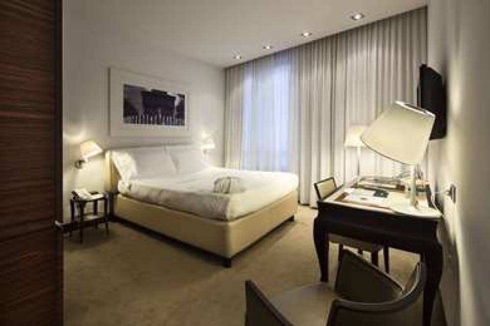 UNAHOTELS CUSANI MILANO 7