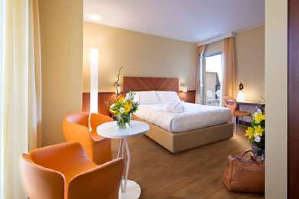 UNAHOTELS MEDITERRANEO MILANO 5