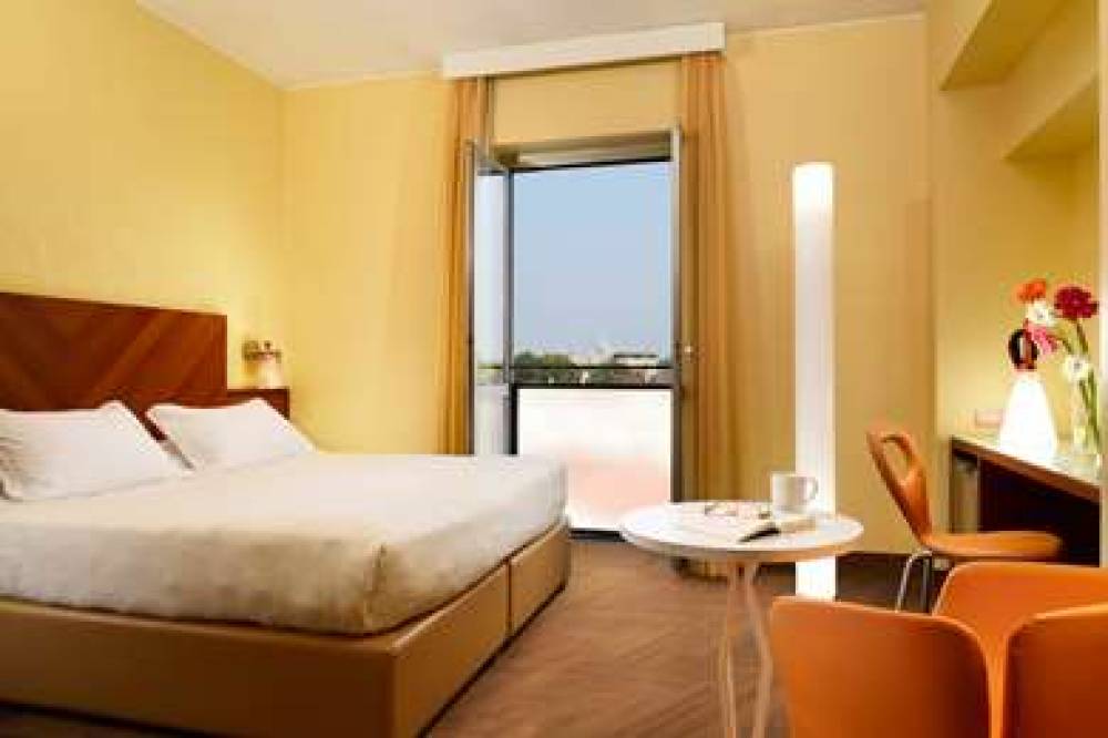 UNAHOTELS MEDITERRANEO MILANO 9