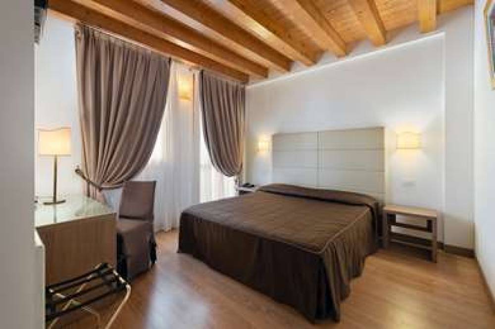 UNAWAY ECOHOTEL VILLA COSTANZA VENE 5