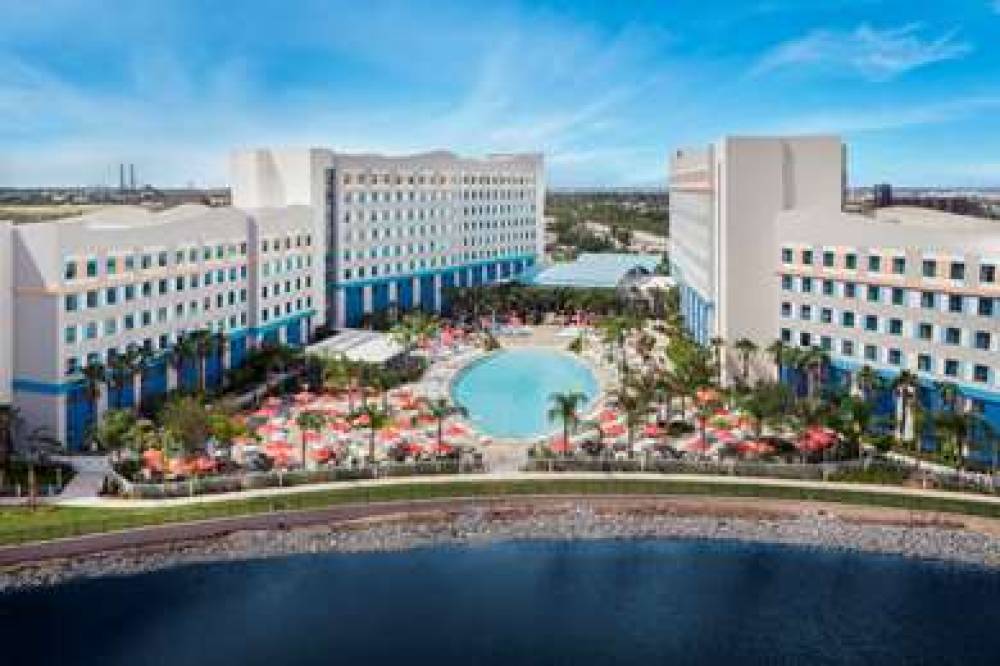 UNIVERSAL SURFSIDE 1