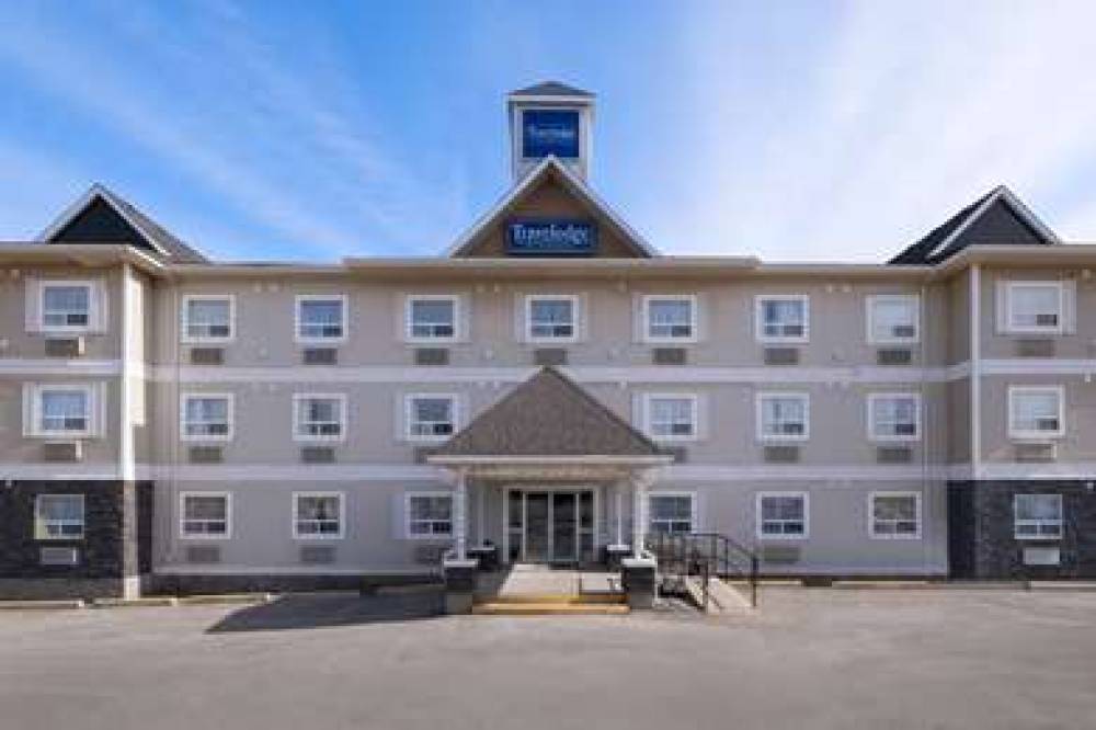 Vantage Inn And Suites 2