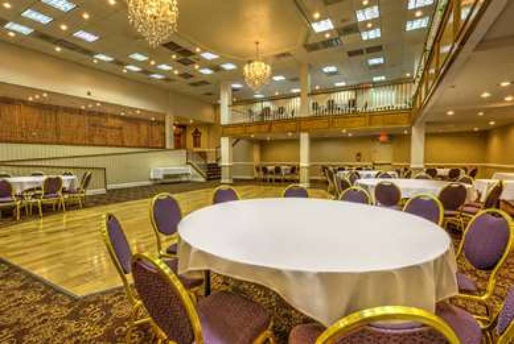 VILLAGE INN EVENT CENTER, TRADEMARK 8