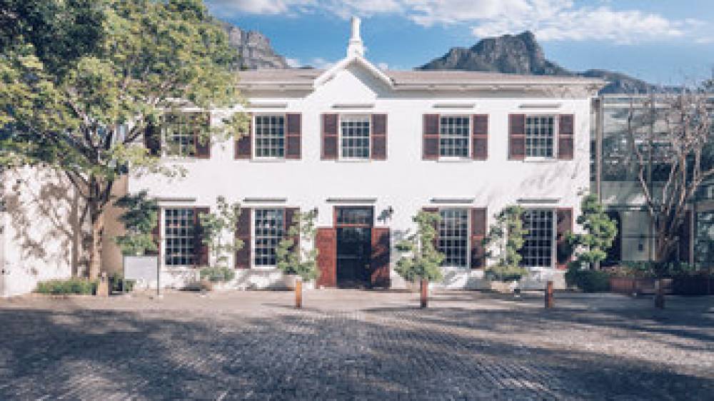 Vineyard Hotel 5