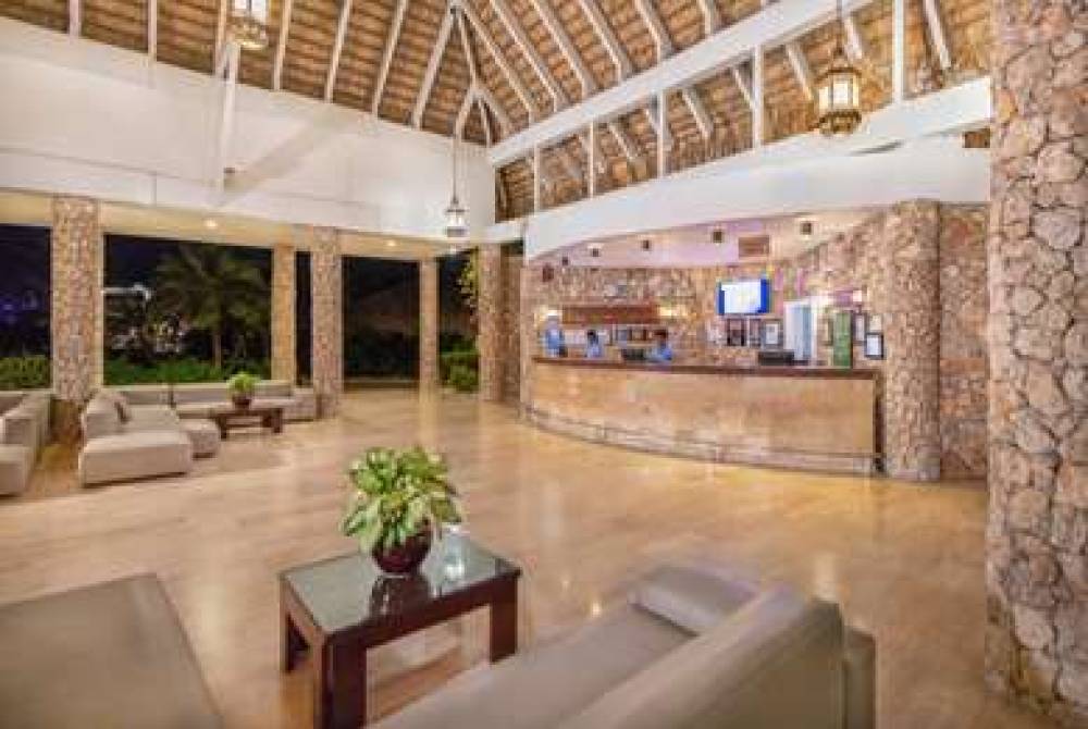 VIVA WYNDHAM DOMINICUS BEACH - 8