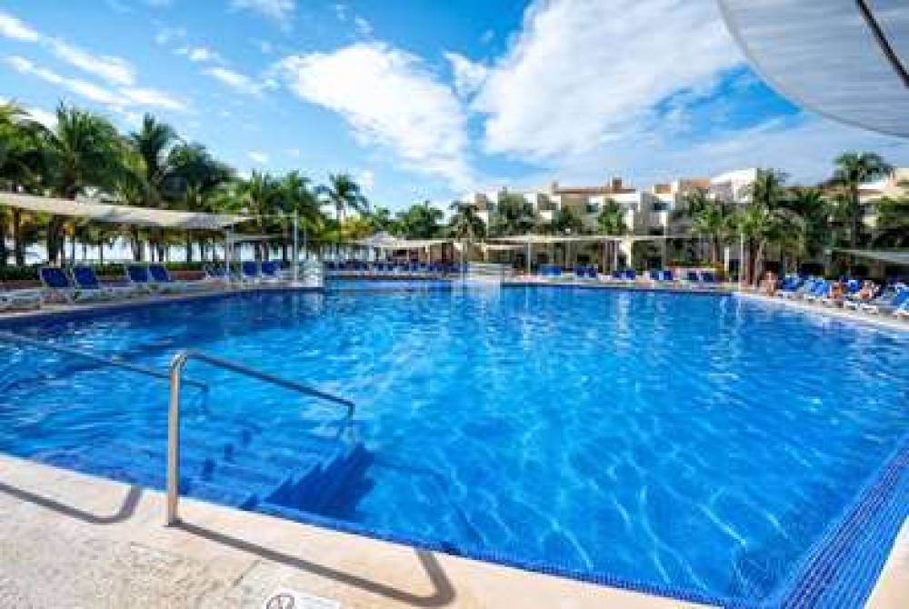 Viva Wyndham Maya - All-Inclusive Resort 10