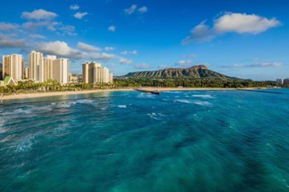 Waikiki Beach Marriott Resort And Spa 3