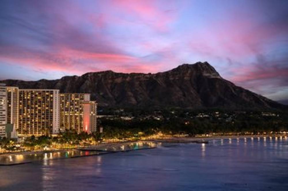 Waikiki Beach Marriott Resort And Spa 5