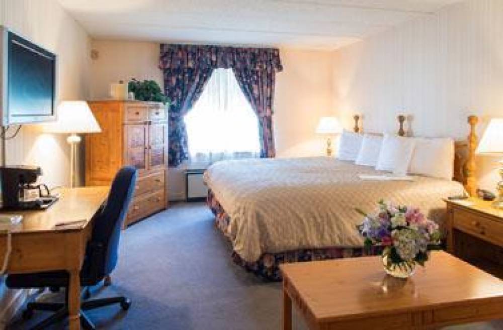 WESTFORD REGENCY INN AND CONFERENCE 7