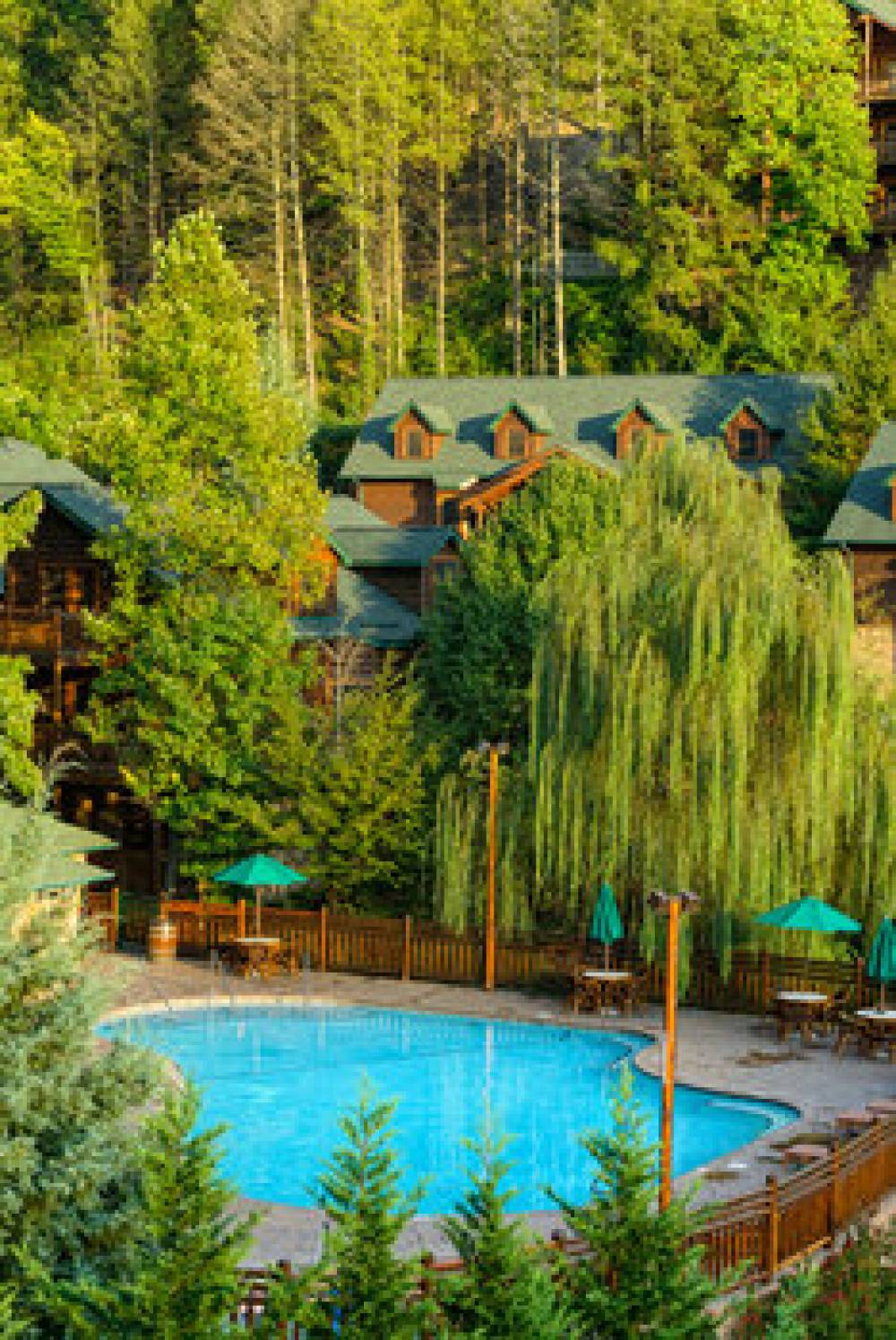 WESTGATE SMOKY MOUNTAIN RESORT 4