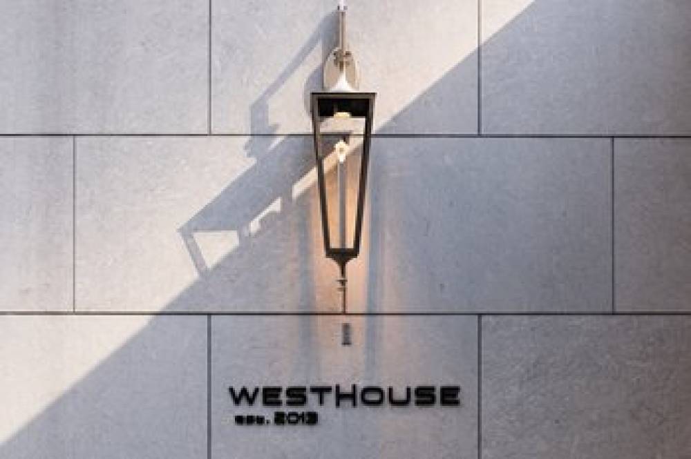 WestHouse Hotel New York 3