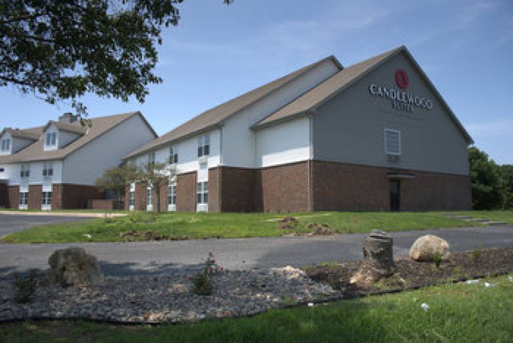 Wichita West Inn And Suites