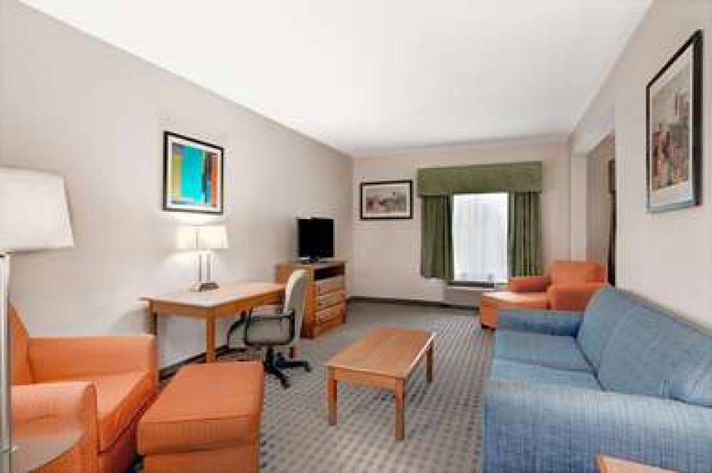 Wingate By Wyndham Atlanta Airport Fairburn 10