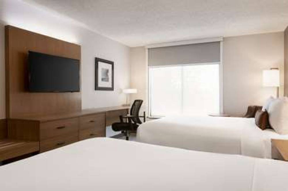 Wingate By Wyndham Cincinnati/Blue Ash 10