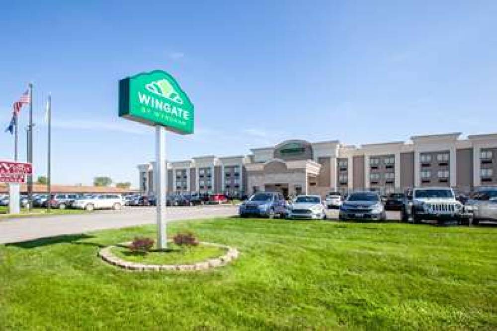 WINGATE BY WYNDHAM DETROIT METRO AI 3