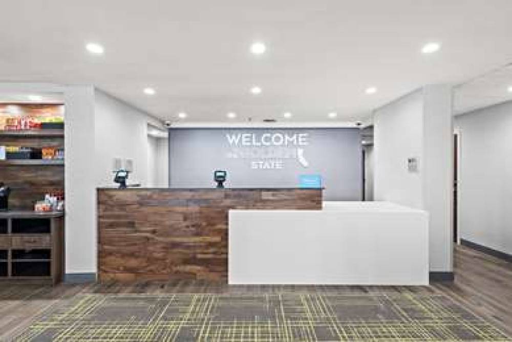 Wingate By Wyndham Los Angeles International Airport LAX 5