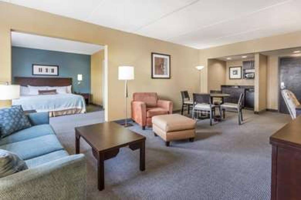 Wingate By Wyndham Regina 6