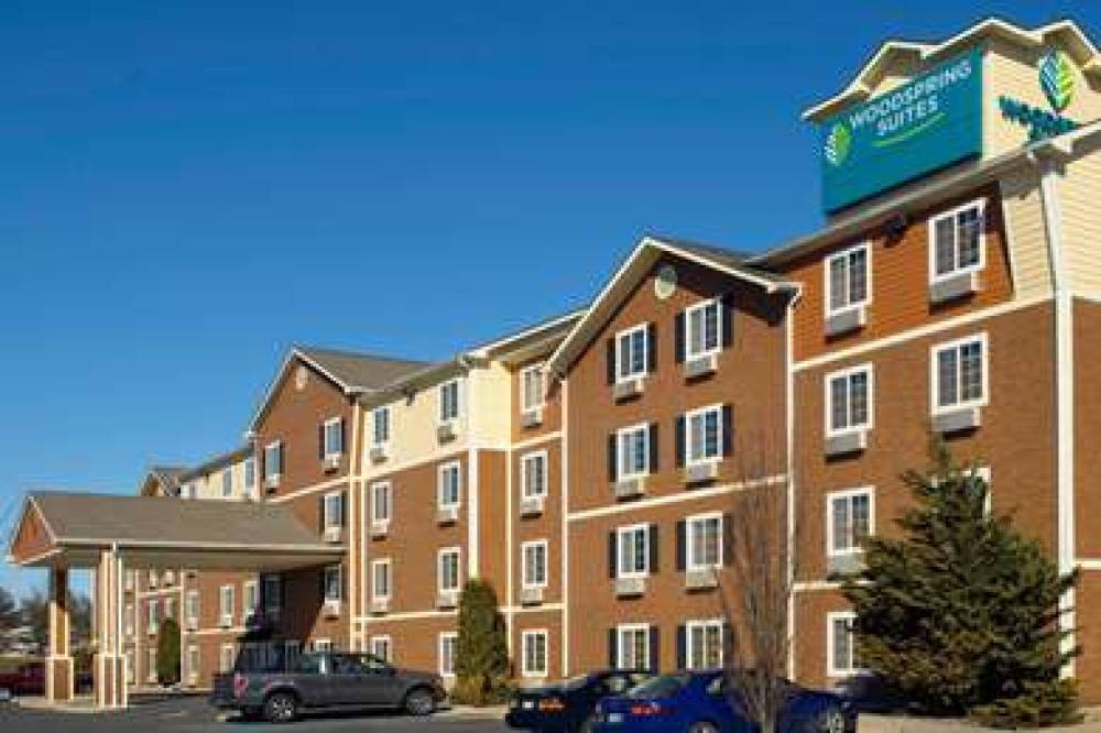 WOODSPRING SUITES ALLENTOWN BETHLEH 4