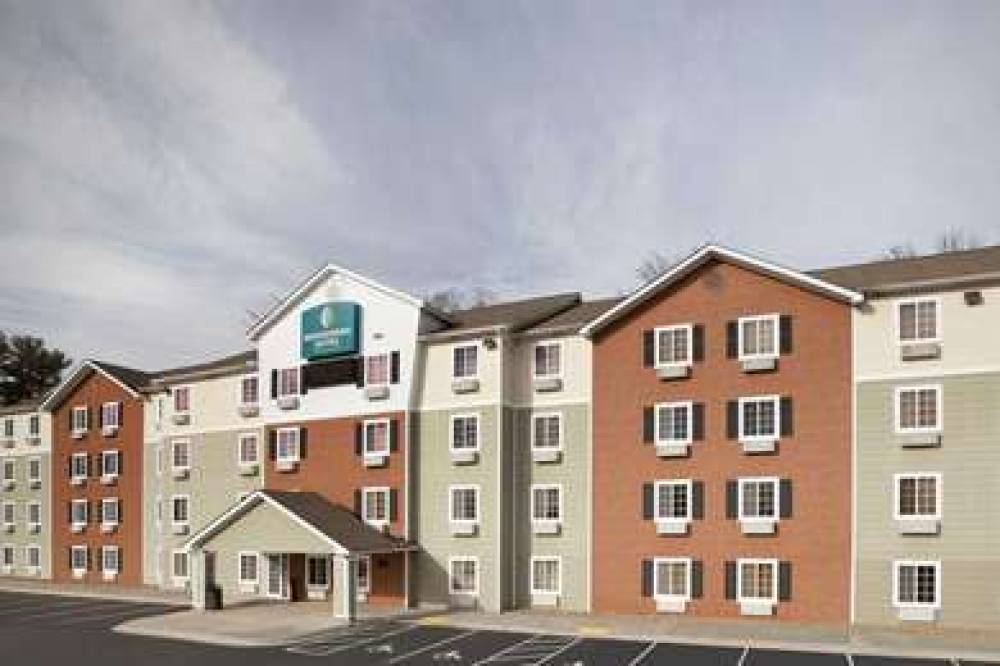 WOODSPRING SUITES ASHEVILLE 4