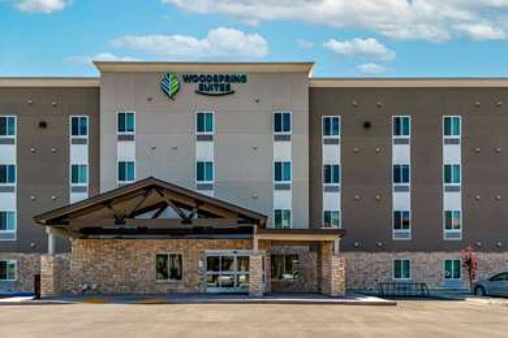 WOODSPRING SUITES BAKERSFIELD  AIRP 2