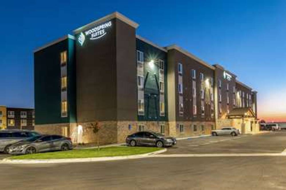 Woodspring Suites Bakersfield Airp