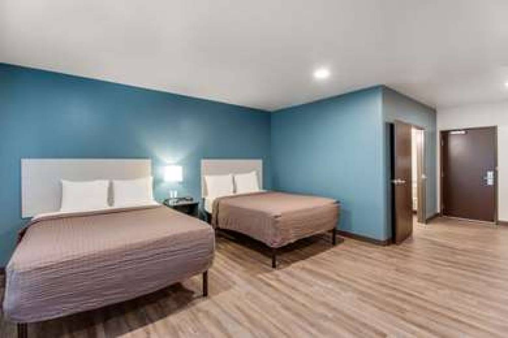 WOODSPRING SUITES BAKERSFIELD  AIRP 9